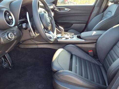 New 2026 Alfa Romeo Giulia Veloce w/ Driving Assist Package image 16
