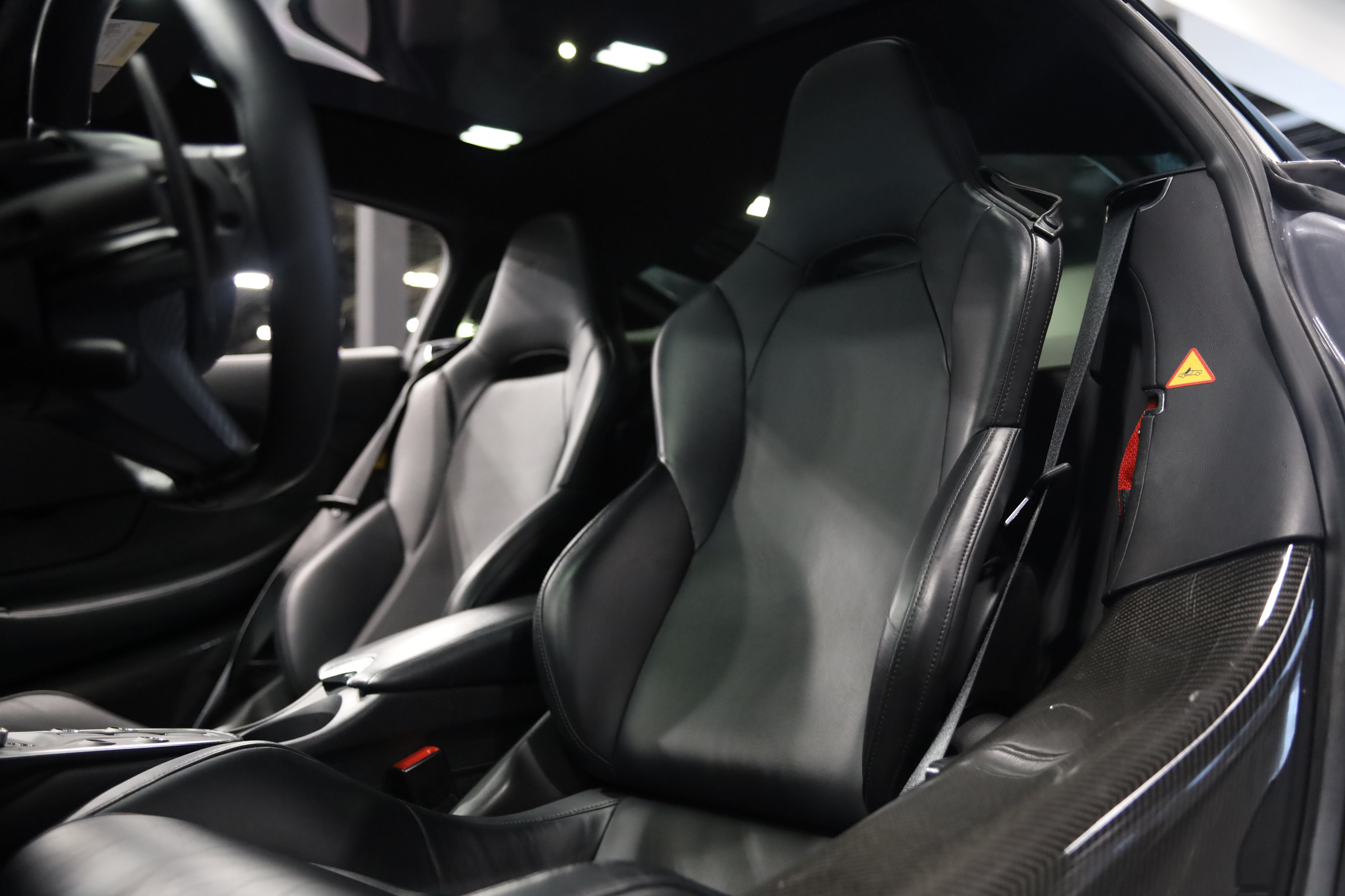 Used 2023 McLaren GT RWD image 19