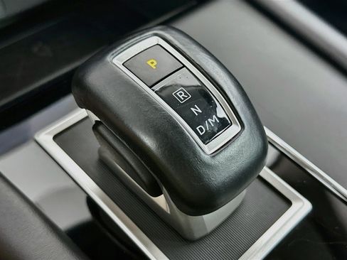 Used 2024 Mitsubishi Outlander SE FWD image 25