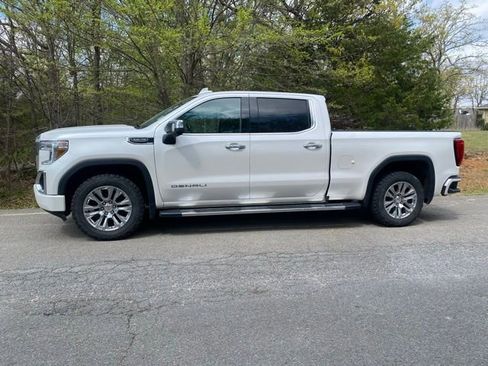 Used 2021 GMC Sierra 1500 Denali w/ Driver Alert Package II image 4
