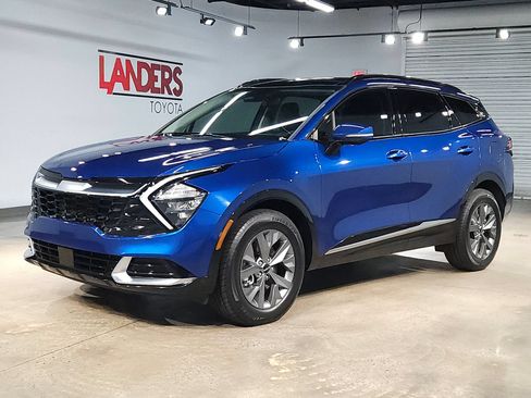 Used 2023 Kia Sportage SX AWD/4WD image 3