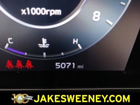 Used 2025 Kia Sportage SX image 19