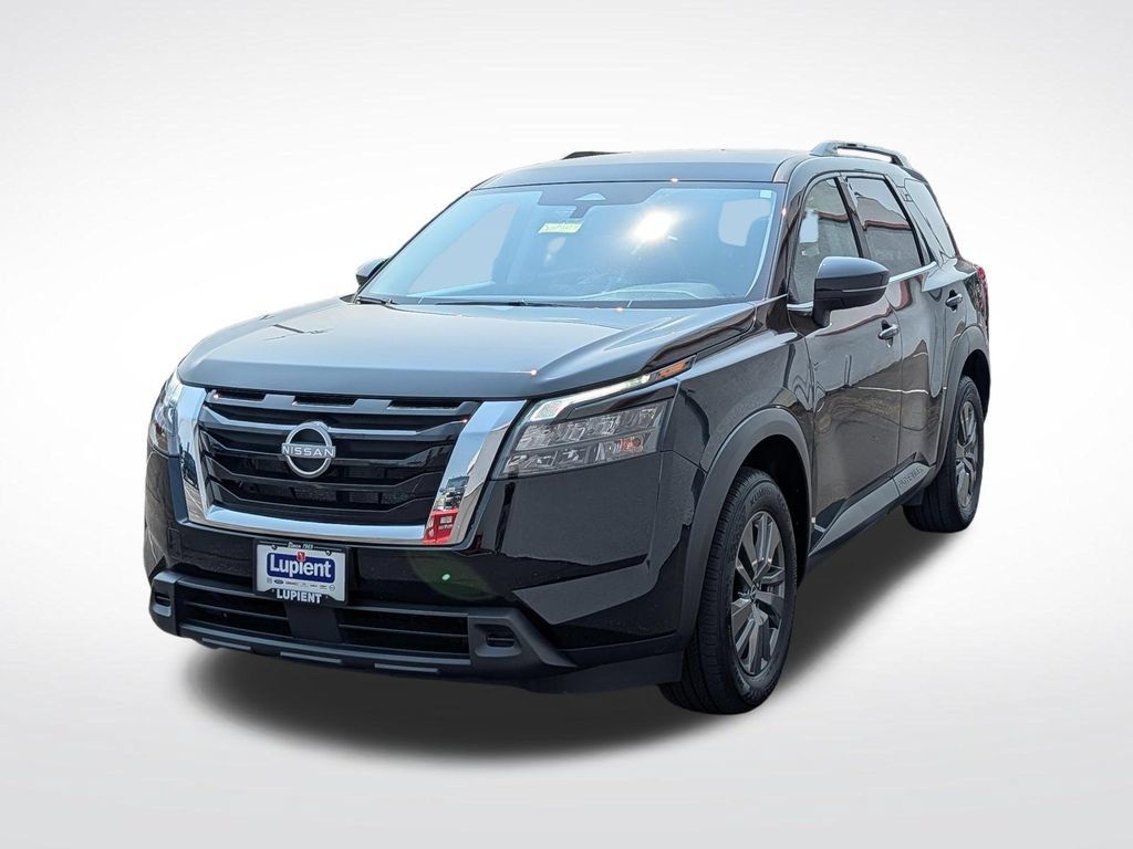 Used 2025 Nissan Pathfinder SV AWD/4WD image 10