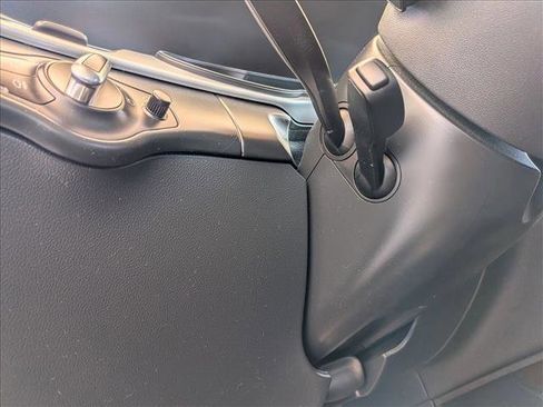 Used 2016 Audi A4 2.0T Premium Plus w/ Technology Package image 16