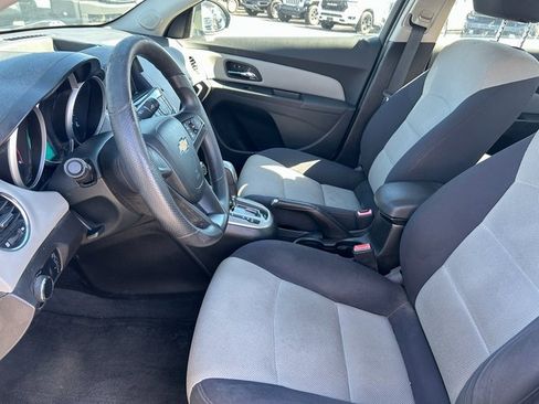 Used 2012 Chevrolet Cruze LS w/ Connectivity Package image 20