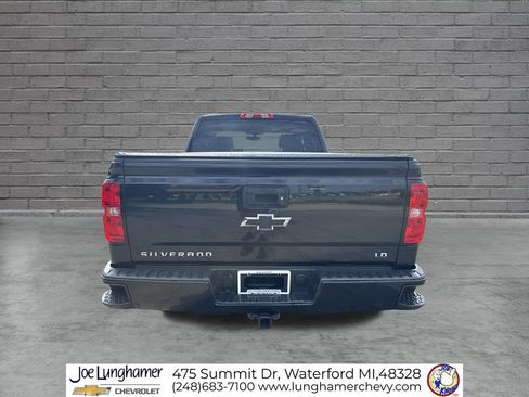 Used 2019 Chevrolet Silverado 1500 LT w/ LPO, Black Pack AWD/4WD image 4