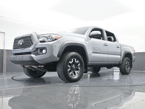 Used 2019 Toyota Tacoma TRD Off-Road image 53