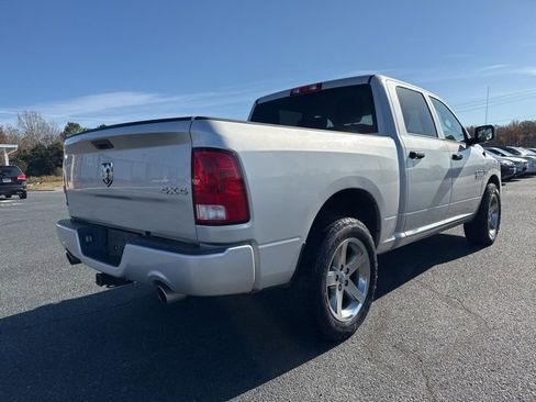 Used 2017 RAM 1500 Express w/ Express Value Package image 6