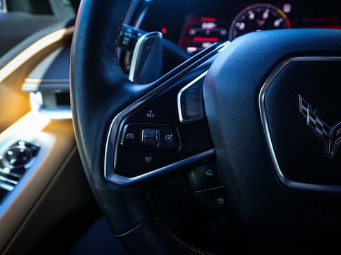 Used 2021 Chevrolet Corvette Stingray Preferred Cpe w/ 2LT image 19