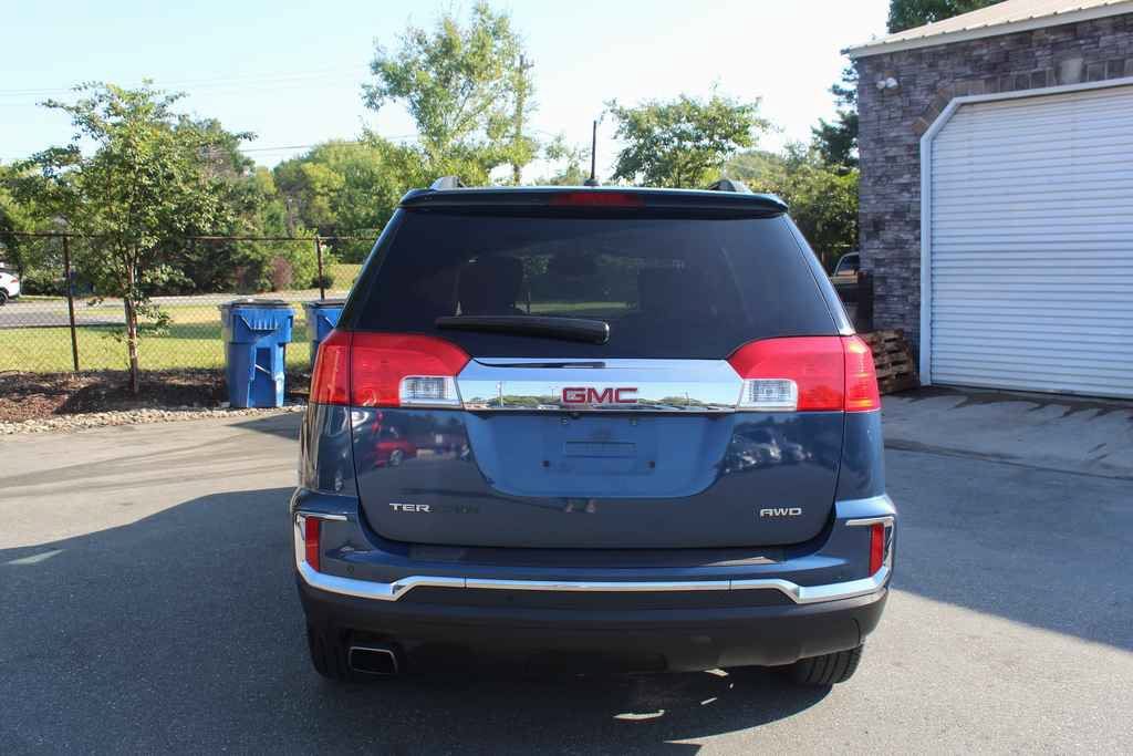 Used 2017 GMC Terrain SLT w/ Open Road Package AWD/4WD image 6