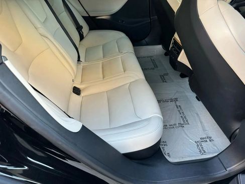 Used 2018 Tesla Model S 75D image 12