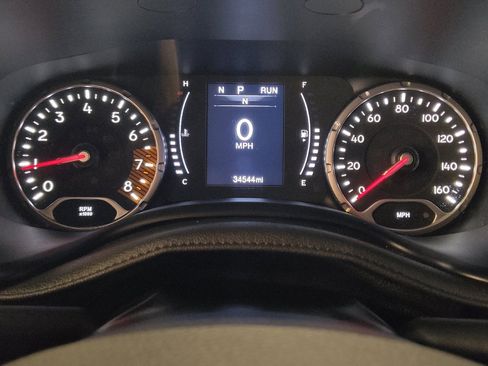 Used 2023 Jeep Renegade Latitude AWD/4WD image 23