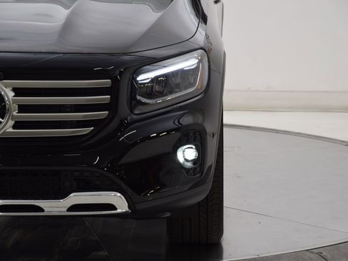 New 2026 Mercedes-Benz GLB 250 image 10