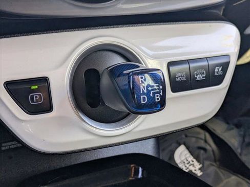 Used 2019 Toyota Prius Prime Plus image 11