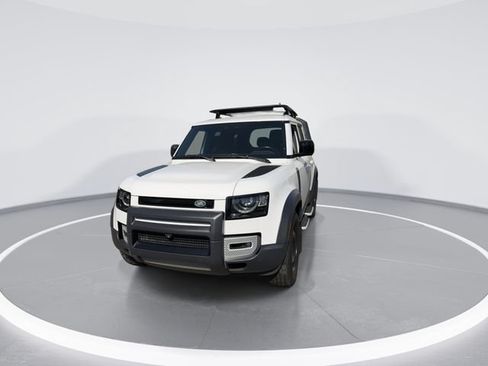 Used 2023 Land Rover Defender 110 S AWD/4WD image 3