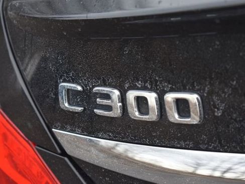 Used 2017 Mercedes-Benz C 300 4MATIC Sedan image 12