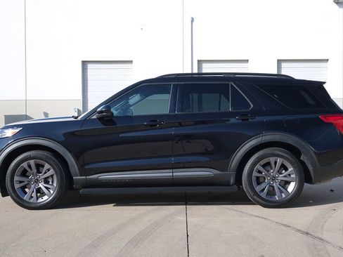 Used 2023 Ford Explorer XLT w/ Equipment Group 202A image 13