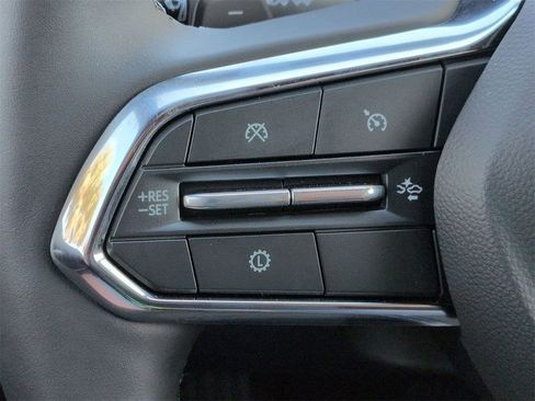 New 2026 Chevrolet Equinox LT w/ Safety and Technology Package FWD image 12