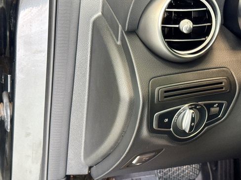 Certified 2022 Mercedes-Benz GLC 300 4MATIC image 10