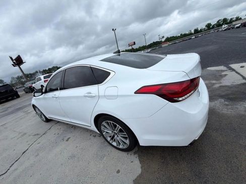Used 2018 Genesis G80 3.8 RWD image 8