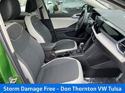 New 2026 Volkswagen Taos SE AWD/4WD image 20