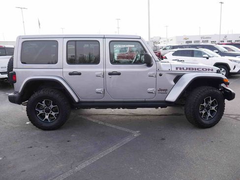 Used 2018 Jeep Wrangler Unlimited Rubicon w/ Dual Top Group image 19