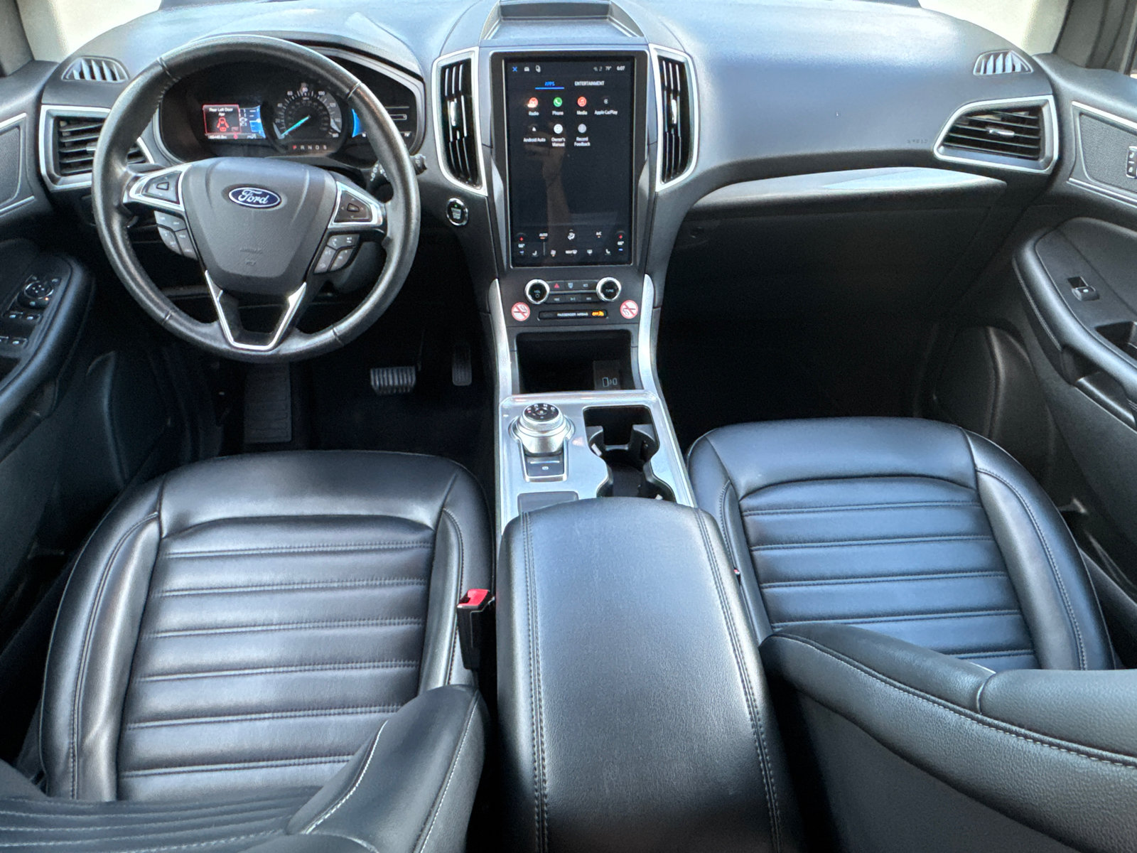 Used 2024 Ford Edge SEL AWD/4WD image 25