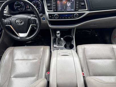 Used 2015 Toyota Highlander Limited w/ Driver Technology Package