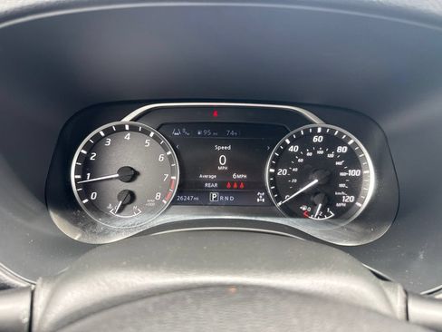 Used 2023 Nissan Frontier SV w/ SV Convenience Package AWD/4WD image 7