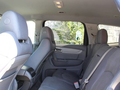 Used 2015 Chevrolet Traverse LS image 13
