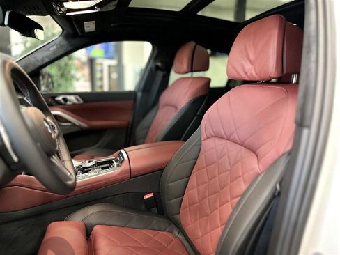 Used 2024 BMW X6 M60i w/ Dynamic Handling Package image 32