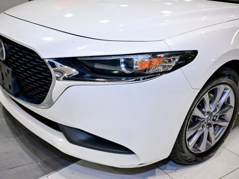 Used 2021 MAZDA MAZDA3 s image 9