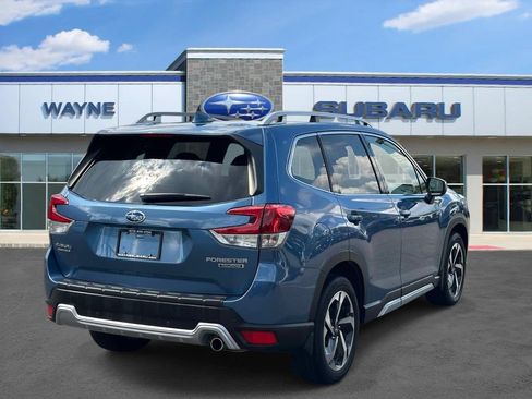 Certified 2023 Subaru Forester Touring AWD/4WD image 4