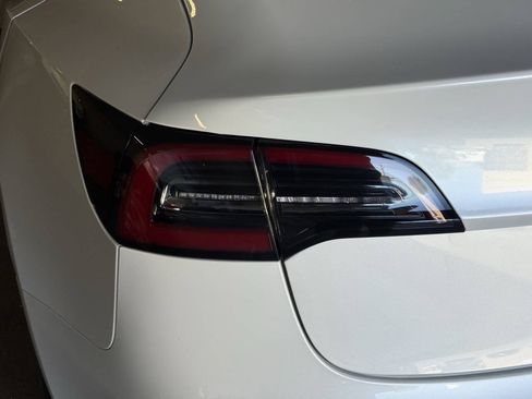 Used 2023 Tesla Model 3 Standard Range RWD image 29