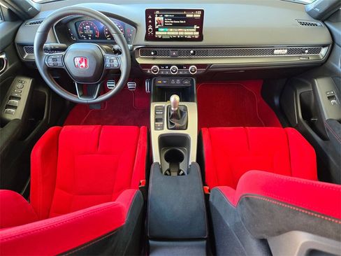 Used 2024 Honda Civic Type R image 16
