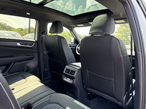 New 2025 Volkswagen Atlas Cross Sport SEL Premium R-Line image 18