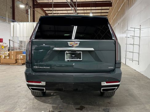 Used 2025 Cadillac Escalade Premium Luxury w/ LPO, Floor Liner Package AWD/4WD image 9