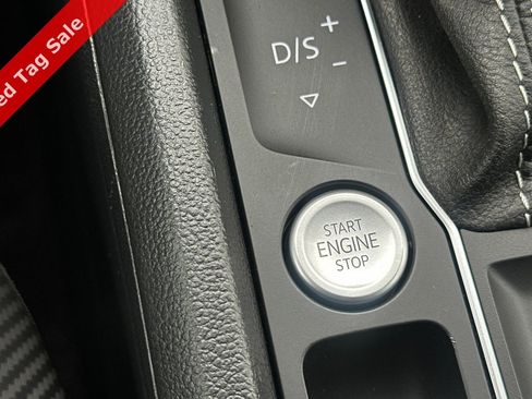 Used 2023 Volkswagen Atlas Cross Sport SE image 22