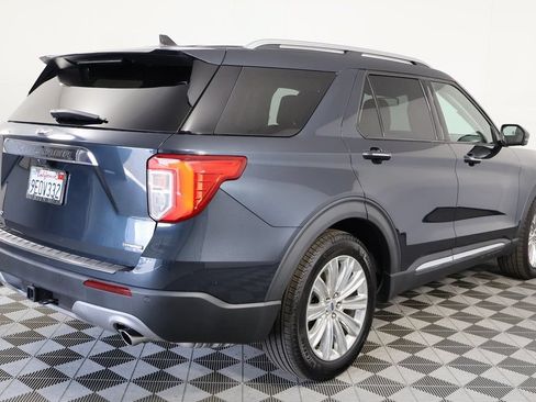 Used 2023 Ford Explorer Limited w/ Hybrid Equipment Group 310A RWD image 4