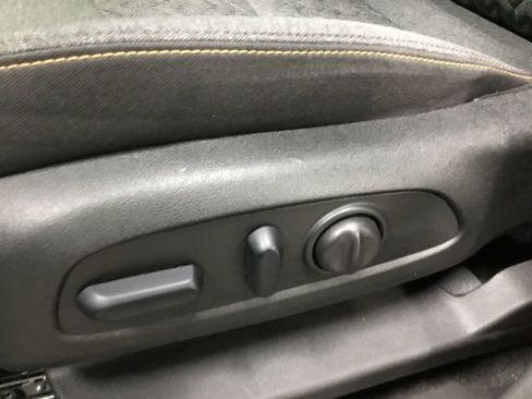 Used 2024 Chevrolet Equinox LT image 8