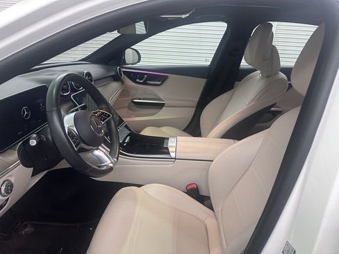 Used 2024 Mercedes-Benz C 300 Sedan image 2