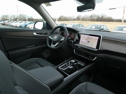 New 2026 Volkswagen Atlas SEL Premium R-Line AWD/4WD image 25