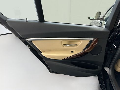 Used 2017 BMW 330i xDrive Sedan image 27