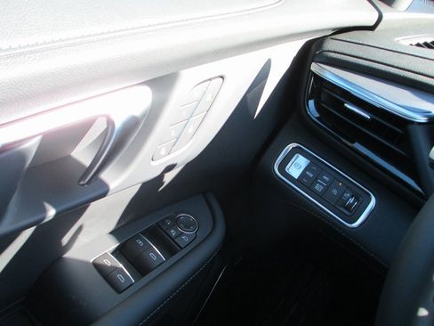 New 2026 Buick Enclave Sport Touring w/ Power Package image 21