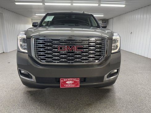 Used 2018 GMC Yukon XL Denali w/ Denali Ultimate Package AWD/4WD image 3