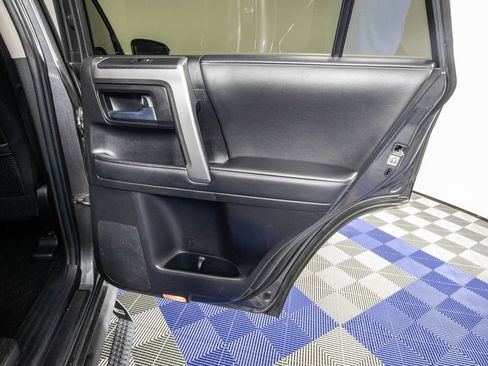 Used 2023 Toyota 4Runner SR5 Premium w/ Moonroof Package RWD image 19