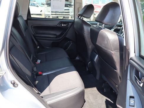 Used 2018 Subaru Forester 2.0XT Premium AWD/4WD image 10