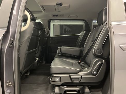 Used 2025 Honda Odyssey Touring image 35