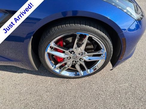 Used 2016 Chevrolet Corvette Stingray Coupe RWD image 14