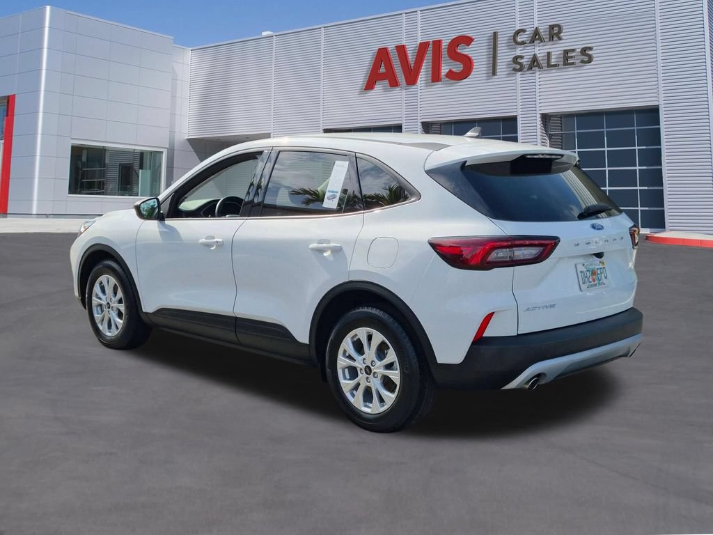 Used 2025 Ford Escape Active FWD image 9